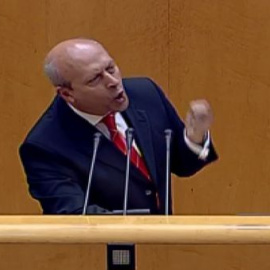 Llamada al orden durante la réplica de Wert en el debate de la reforma educativa