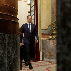 El presidente del Gobierno, Pedro Sánchez, entra en el Hemiciclo del  Congreso de los Diputados. EFE/Juan Carlos Hidalgo