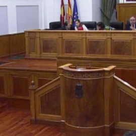 El PSOE de Castilla-La Mancha abandona el pleno 