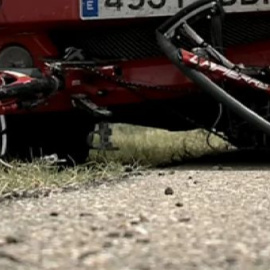 Una conductora atropella mortalmente a dos ciclistas en Olmedo