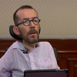 Pablo Echenique, portavoz de Unidas Podemos durante la entrevista a 'Público'.