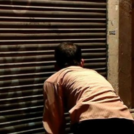 Así es el trabajo de la Guardia Urbana en el barrio de Gracia