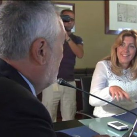Griñán hace oficial su renuncia en el primer consejo de gobierno tras las vacaciones
