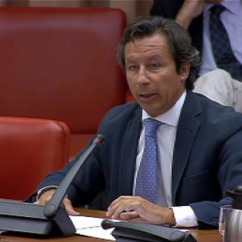 Floriano dice que los socialistas "están siendo los colaboradores necesarios" de Bárcenas