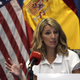 20/07/2022.- La vicepresidenta segunda del Gobierno español y ministra de Trabajo, Yolanda Díaz, habla durante una rueda de prensa celebrada hoy en el Departamento de Trabajo de Estados Unidos en Washington. Yolanda Díaz subrayó este miércoles que la