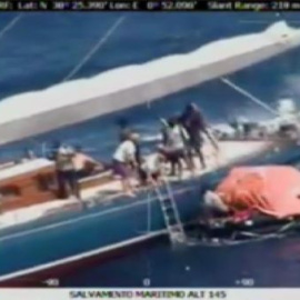 Recatan a los tripulantes de un barco pesquero a 43 kilómetros de la costa