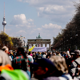 Manifestación en Berlín convovada por el movimiento anti-rectricciones, el pasado 21 de abril.
