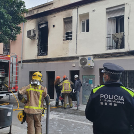 Imagen de la vivienda donde se ha declarado el incendio.