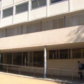 Un ginecólogo de Barcelona acusado de 35 delitos de abusos sexuales