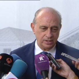 El ministro del Interior: "Juntos sumamos y divididos todos perdemos"