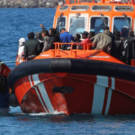 Salvamento Marítimo ha rescatado en las cercanías de las costas canarias a cuatro embarcaciones con al menos 170 ocupantes. Imagen de Archivo.