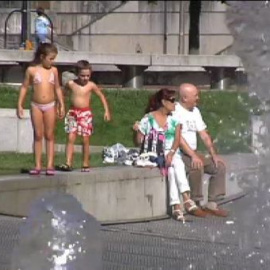 Sol y 36 grados de temperatura para recibir el otoño hoy en Bilbao
