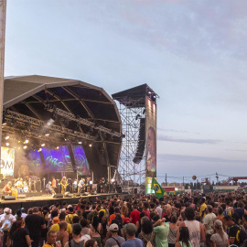 La banda jamaicana The Skatalites durante el concierto de la primera jornada del Rototom Sunsplash, el festival de música reggae más importante del mundo por el que pasarán unos 250.000 aficionados al reggae, este martes en la localidad castellonense d