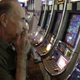 Sanidad estudia crear habitáculos estanco para fumadores en Eurovegas.