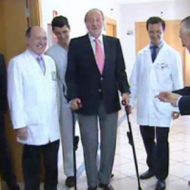 El Rey comenzará hoy a caminar con ayuda de un andador