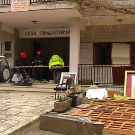 Explota una bomba en el ayuntamiento de Beade