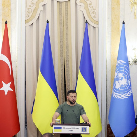 18/08/2022. El presidente de Turquía, Tayyip Erdogan, el presidente de Ucrania, Volodímir Zelenski, y el secretario general de la ONU, António Guterres, atiende a la prensa tras su reunión en Leópolis, a 18 de agosto de 2022.