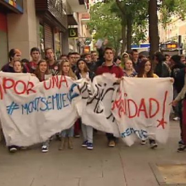 Centenares de piquetes recorren las calles para informar sobre la huelga contra la Ley Wert