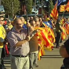 Una cadena independentista trata de rodear el Palacio de Pedralbes