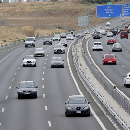 26/08/2022 Varios vehículos circulan por la autovía A-5 con motivo de la operación retorno de las vacaciones estivales que ha comenzado este viernes con normalidad