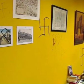 Un grupo fascista destroza el despacho de un abogado en Vigo