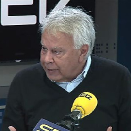 Felipe González plantea si Rubalcaba es "parte del problema o de la solución"