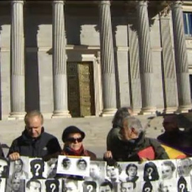 Registran una proposición no de ley en el Congreso para que investiguen las desapariciones del franquismo