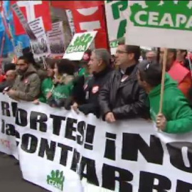 Miles de personas se manifiestan contra la LOMCE