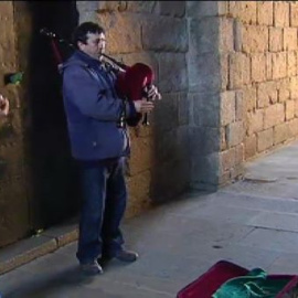 El Ayuntamiento de Santiago pedirá el currículum para tocar en sus calles