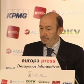 Rubalcaba sobre Caja Madrid: "Una caja llena de basuras de políticos de Partido Popular"