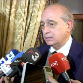 Fernández Díaz: "La política penitenciaria del Gobierno no va a cambiar por una o dos manifestaciones"