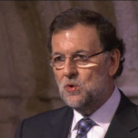 Rajoy ensalza "la Constitución en la que cabemos todos"