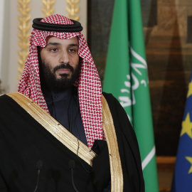 El príncipe heredero de Arabia Saudí, Mohammed bin Salman, en París en una imagen de archivo. / AFP - YOAN VALAT