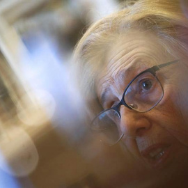 La alcaldesa de Madrid, Manuela Carmena, en una entrevista con EFE. (JAVIER LIZÓN | EFE)