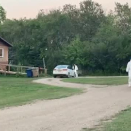 Encuentran muerto a uno de los autores del apuñalamiento masivo en Canadá