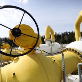 Un manómetro de la construcción del gasoducto de interconexión de gas Polonia-Lituania (GIPL) se muestra en Jauniunai, Lituania, el 5 de mayo de 2022.