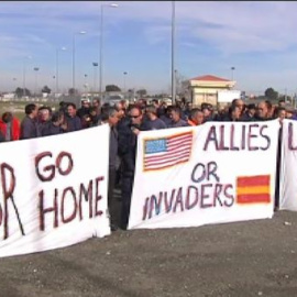 Los trabajadores de la base de Morón piden más empleo