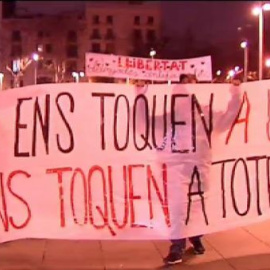 Decenas de antifascistas reclaman la libertad de los 6 detenidos en Can Vies