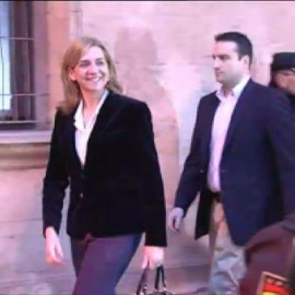La infanta sale del juzgado tras 8 horas de interrogatorio 