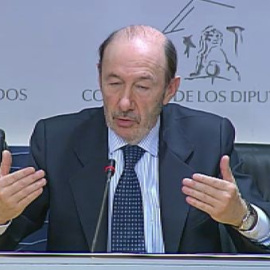 Rubalcaba confía en que el Gobierno votará por la comisión de investigación sobre Ceuta