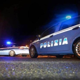 Dos aficionados del Sevilla, apuñalados en Roma en una pelea multitudinaria | @POLIZIADISTATO