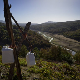 El 40% de las masas de agua de España están en riesgo, según los datos de la Agencia Ambiental Europea. (MIGUEL RIOPA / AFP)