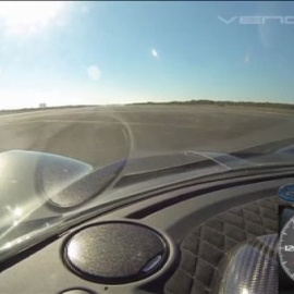 Un coche alcanza los 435 kilómetros por hora