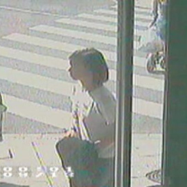 Las cámaras de un banco grabaron a Asunta yendo a comer a casa de su padre el día de su muerte