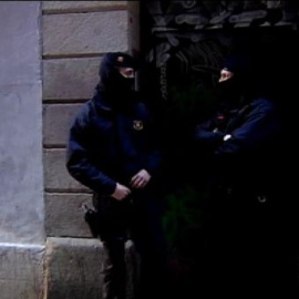 Al menos diez detenidos en una operación en Cataluña contra los miembros de una banda latina