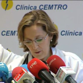 La doctora que atendió a Suárez dice que ha estado "muy sereno y cómodo"