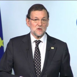 Rajoy apoya a Magdalena Álvarez e insta a Mas a rectificar