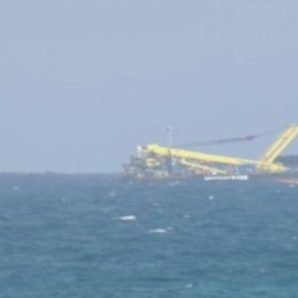 No es un pájaro, no es un avión, era un remolcador