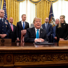 Donald Trump en la ceremonia de firma de la Directiva de Política Espacial 4 en la Casa Blanca en Washington | AFP/Nicholas Kamm
