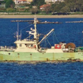 Tres muertos y dos desaparecidos en el naufragio de un pesquero frente a las costas de Vigo